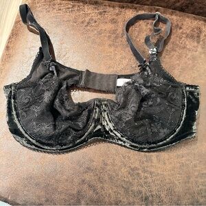 Victoria's Secret Black Lace and velvet Bra